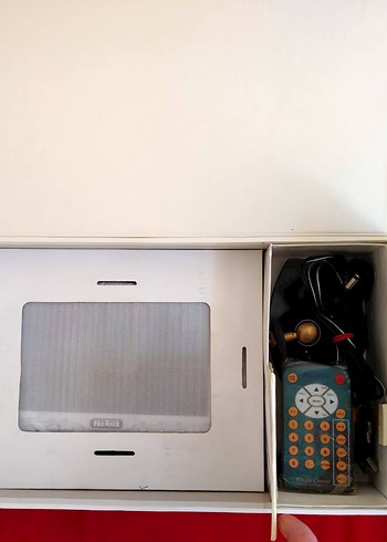 Premier PR-700T Beyaz LCD Monitör TV Gösterici - Görsel 2