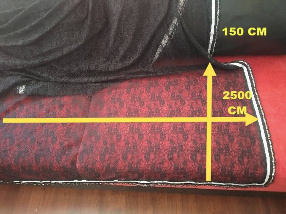 Nakışlı Siyah Masa Örtü ve Servis Takımı - Görsel 5