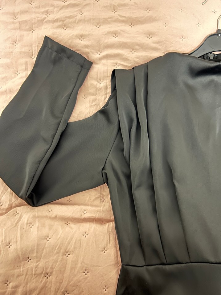 Siyah Drapeli Uzun Kadın Elbise - Görsel 3