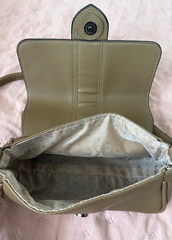 Haki Deri Kemer Detaylı Kadın Çanta - Görsel 2