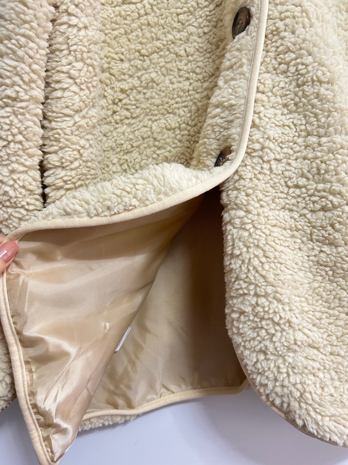 Düğmeli Bej Midi Kadın astarlı Peluş Ceket - Görsel 5