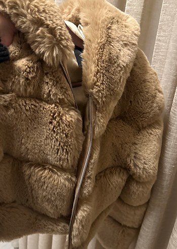 Kürk Detaylı Kadın Kışlık Mont - Görsel 3