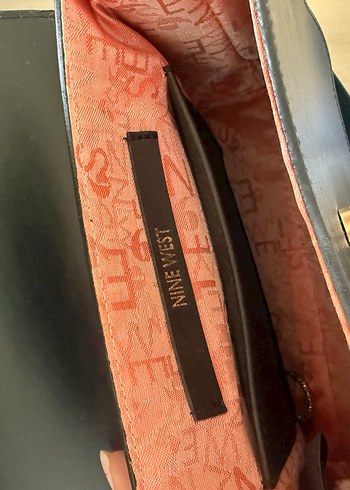 Nine West Nine West Siyah Deri Kemerli Kadın Çanta