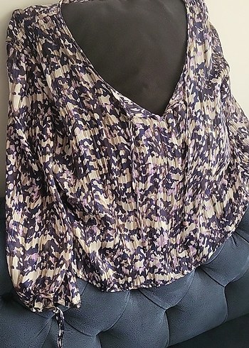 ipekli Pliseli V Yaka Uzun Kollu Bluz - Görsel 7