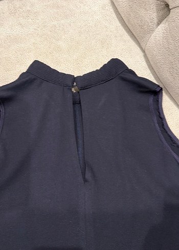 Kadın Lacivert Yüksek Yakalı Kolsuz Triko Bluz - Görsel 6