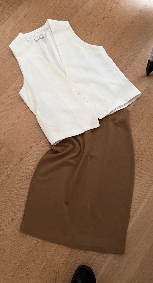 Kadın Koyu Bej Midi Kalem Etek - Görsel 3