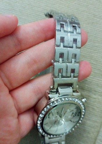  Beden beyaz Renk Beyaz Taş Detaylı Çelik Kadın Saat