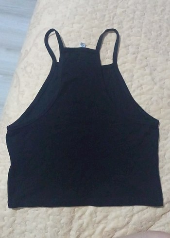 H&M Siyah Yüksek Yakalı Kadın Crop