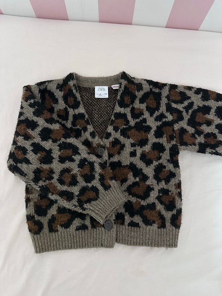 Zara Leopar Desenli V Yaka Triko Hırka - Görsel 3