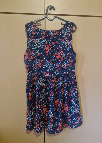 Kolsuz Kadın Elbise Çiçek Desenli - Görsel 2