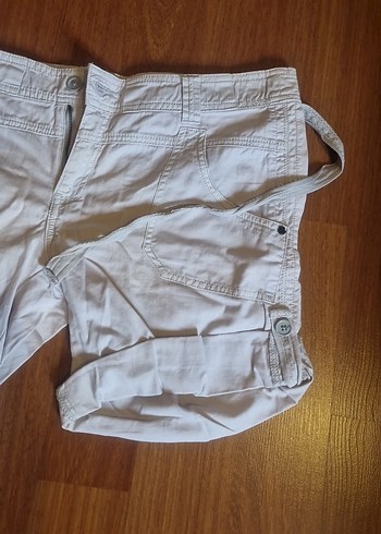 Krem Renk Şort - Görsel 2