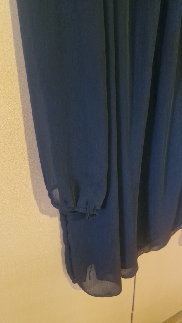 Siyah Piliseli Uzun Kollu Midi Elbise - Görsel 5