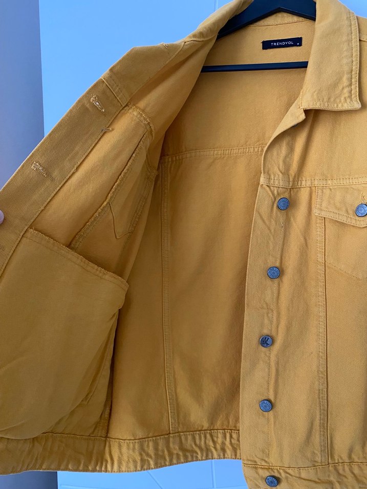 Sarı Düğmeli Kadın Denim Ceket - Görsel 2