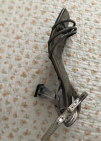 39 Beden Gri Yılan Desenli Stiletto Topuklu Kadın Ayakkabı
