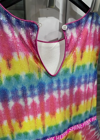 BG Store Kız Çocuk Renkli Batik Desenli Pop Kültür Elbise