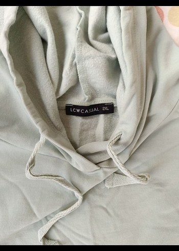 LC Waikiki şu yeşili kapüşonlu Rahat Kesim Kadın Sweatshirt