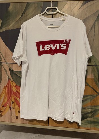 Levis Levi S Beyaz Kirmizi Logo Tisort