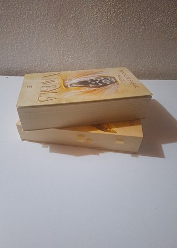 Beden Binnur Şafak'tan Vaveyla Romanı Seti