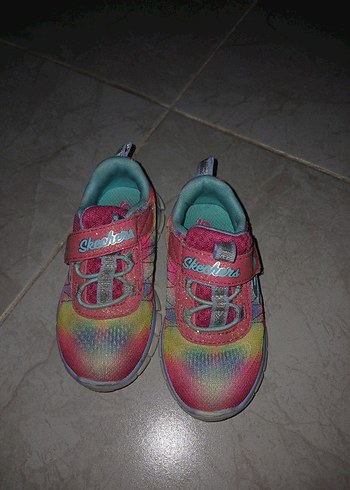 Skechers Kız Çocuk Çok Renkli Bağcıksız Spor Ayakkabı
