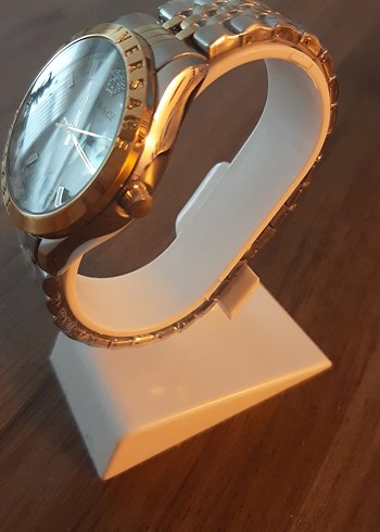 Versace Altın Renkli Versace Kadın Kol Saati