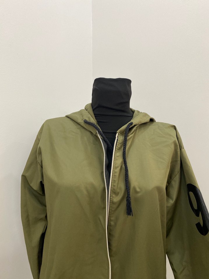 Kadın Haki Parlak Midi Yağmurluk - Görsel 3