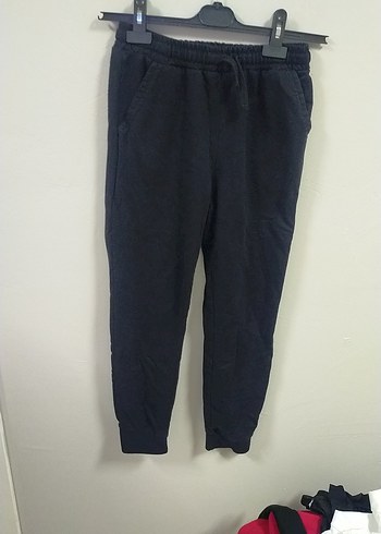 Siyah Erkek Çocuk Bol Kesim Eşofman Altı 12/13 yas - Görsel 3