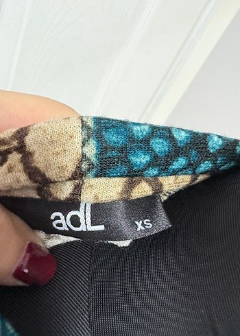 Yılan Desenli Turkuaz  Bluz xs - Görsel 6