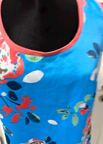 Renkli Baskılı Kolsuz Bluz m bd - Görsel 4