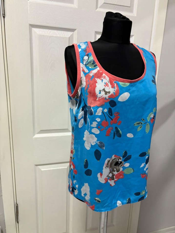 Renkli Baskılı Kolsuz Bluz m bd - Görsel 2