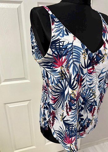 V Yaka Desenli Kolsuz Mini Bluz 36 bd - Görsel 3