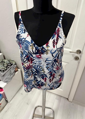 V Yaka Desenli Kolsuz Mini Bluz 36 bd - Görsel 5