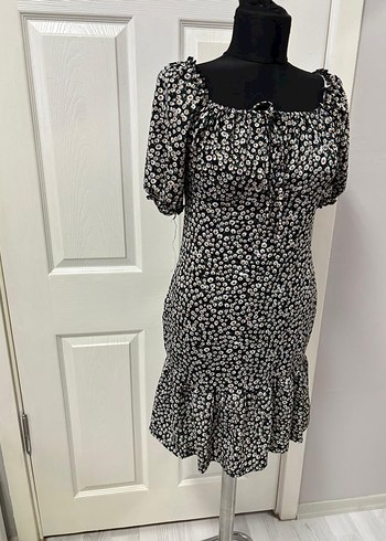 Çiçek Desenli Siyah Mini Elbise ³6 beden - Görsel 4