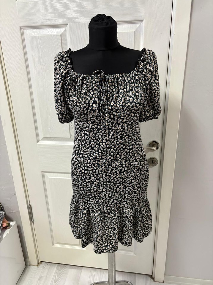 Çiçek Desenli Siyah Mini Elbise ³6 beden - Görsel 3