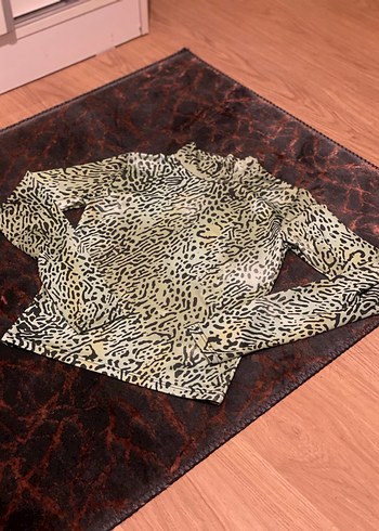 Yılan Desenli Uzun Kollu Bluz - Görsel 4