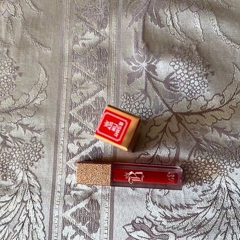 Diğer Black rouge airfit velvet a35 tint