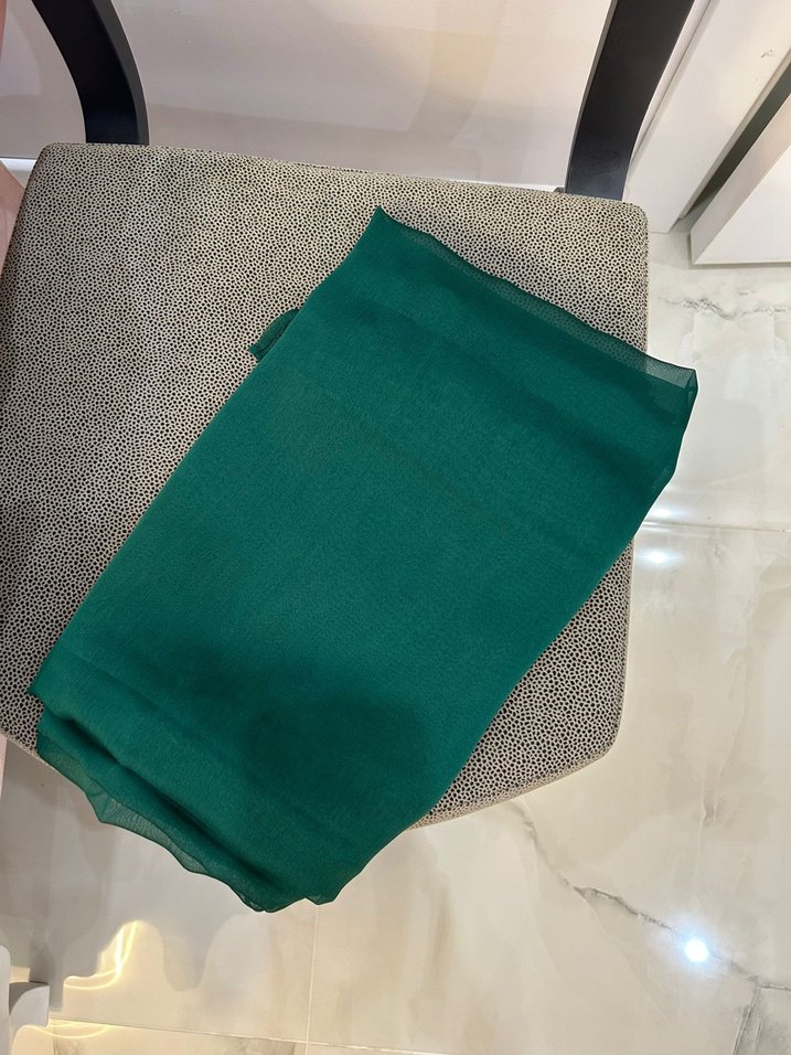 Uzun Kollu Yeşil Drapeli Kadın Tulum - Görsel 3