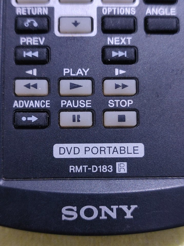 Sony RMT-D183 Taşınabilir DVD Kumandası - Görsel 2