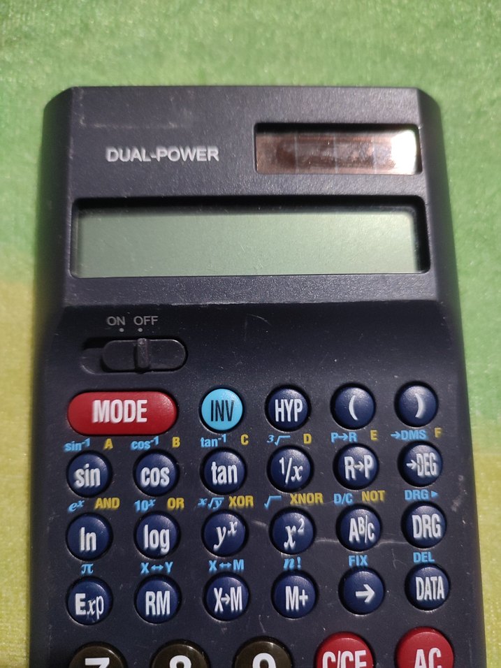 Çift Güç Kaynaklı bilimsel Hesap Makinesi - Görsel 2