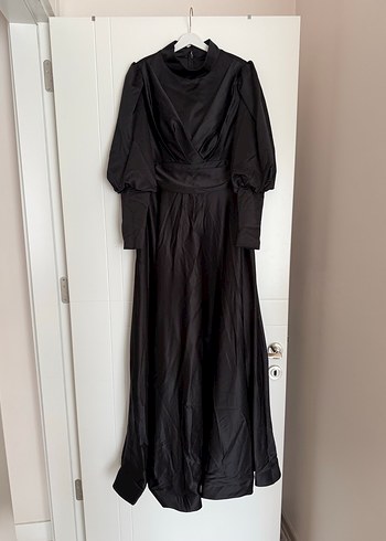 Siyah Uzun Kollu Gotik Elbise