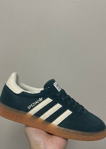 adidas 37,5