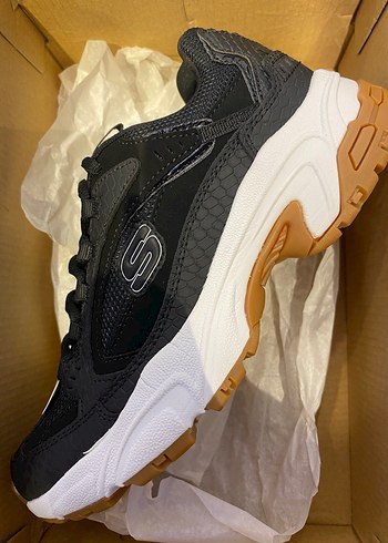 Skechers 37