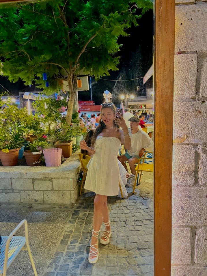 Drapeli Askılı Beyaz Mini Bohem Elbise - Görsel 3