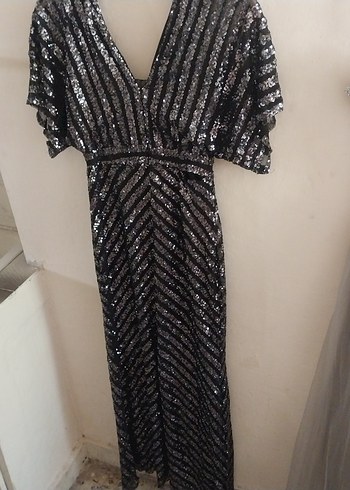 V Yaka Siyah Zebra Payetli Uzun Abiye Elbise