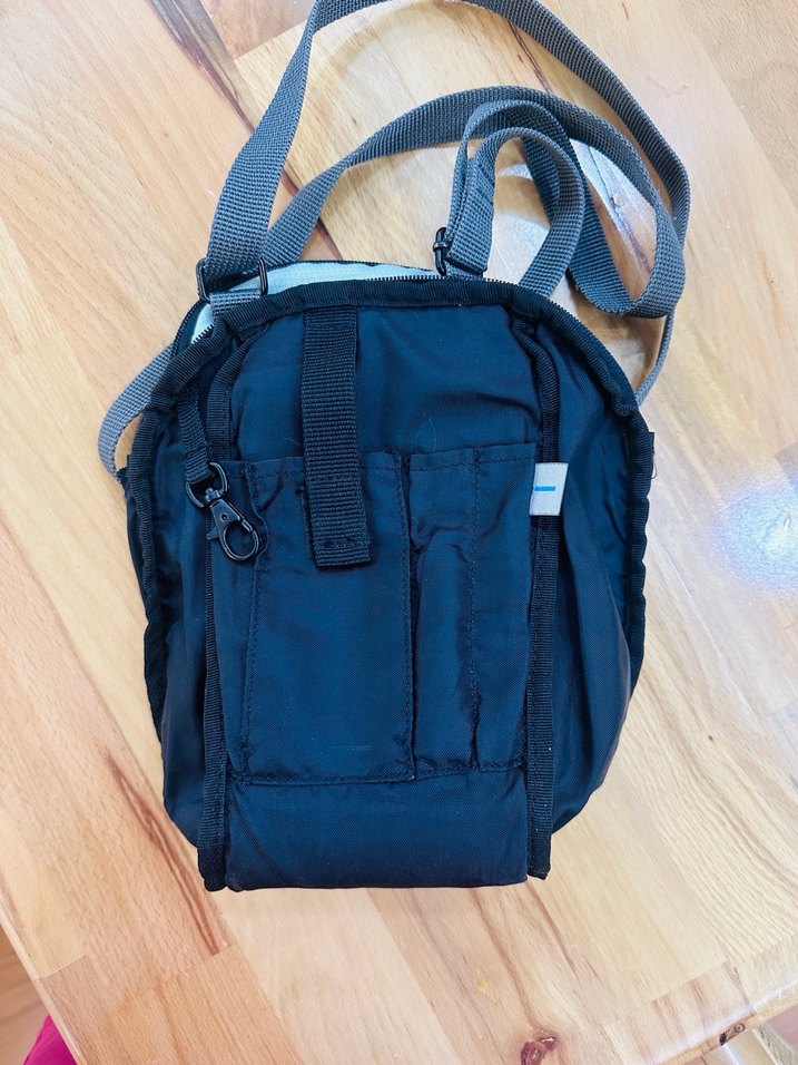 SAMSONİTE ERKEK OMUZ ÇANTASI - Görsel 3