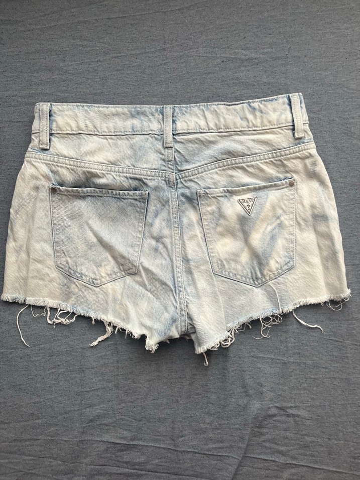 GUESS taşlı şort - Görsel 2