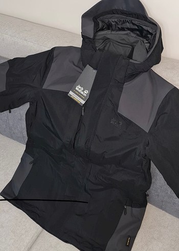 Jack Wolfskin Siyah Kapüşonlu Erkek Mont