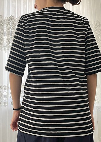 Diğer Kadın Siyah Beyaz Çizgili Oversize Tişört