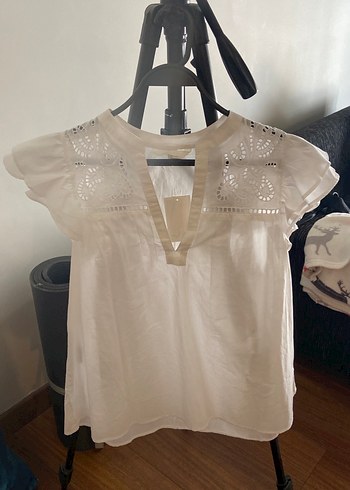 H&M H&M nakış işlemeli beyaz bluz