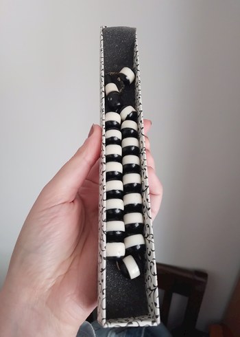 Siyah Beyaz tesbih - Görsel 2