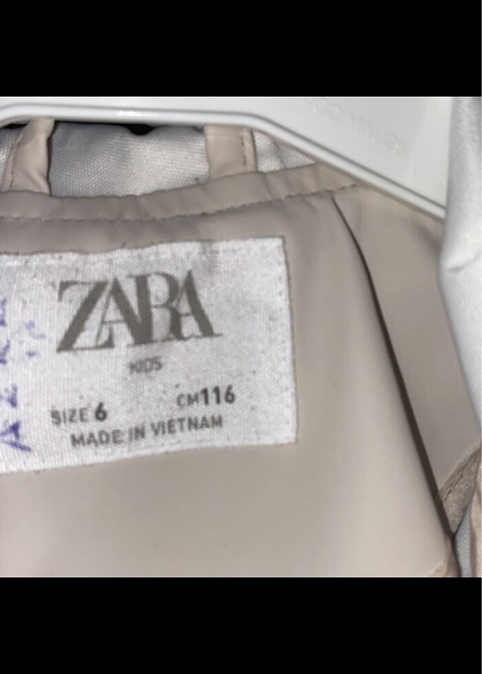 Zara Yağmurluk 6 yaş - Görsel 3